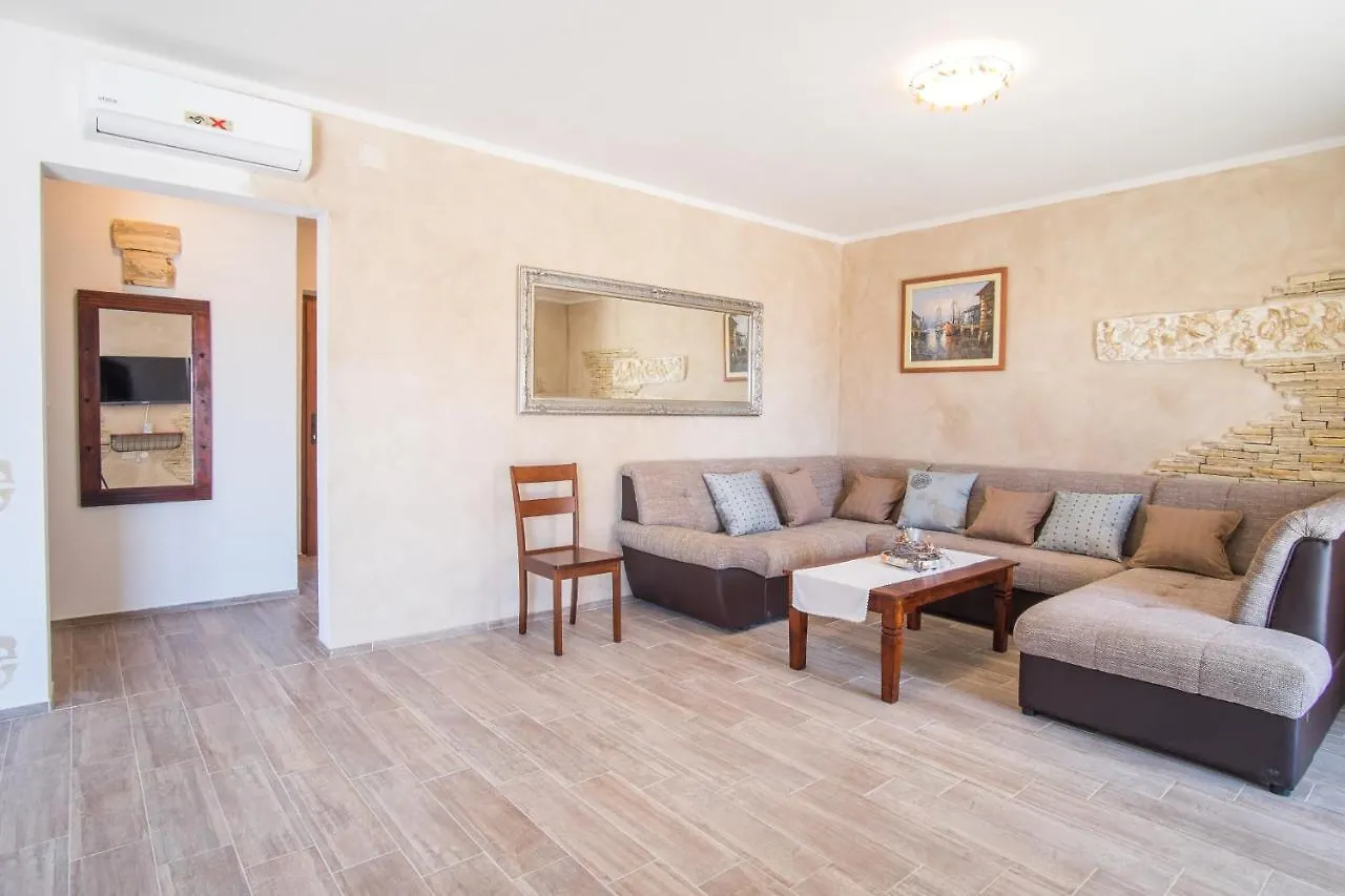 Villa Dijana West Linardići